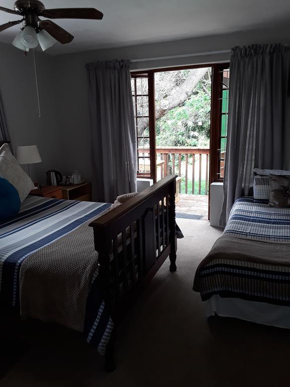 Guesthouse 80 On Main Knysna Esterno foto