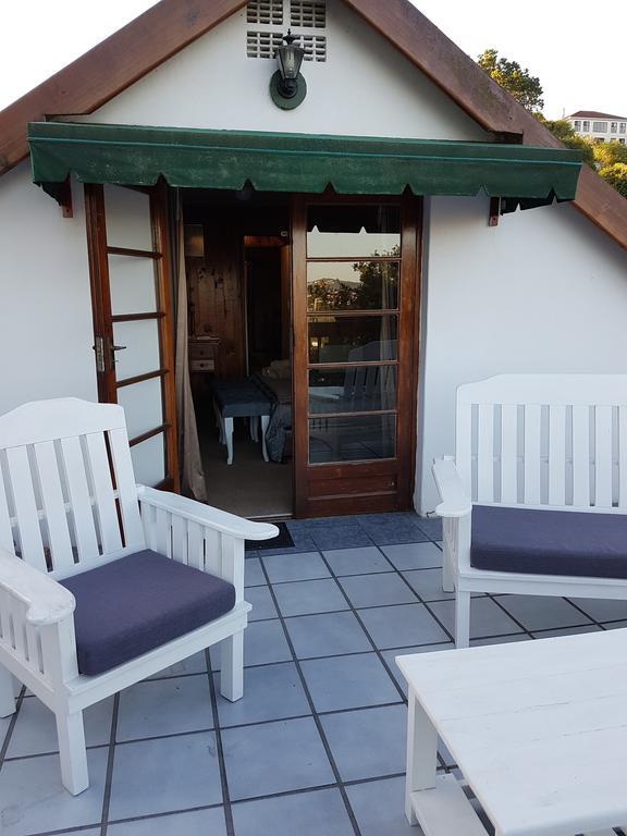 Guesthouse 80 On Main Knysna Esterno foto